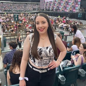 Meet your Posher, Amanda